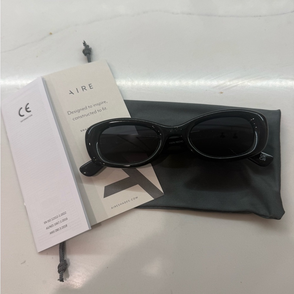 Aire Calisto Black Women's Sunglasses - Picture 2 of 6